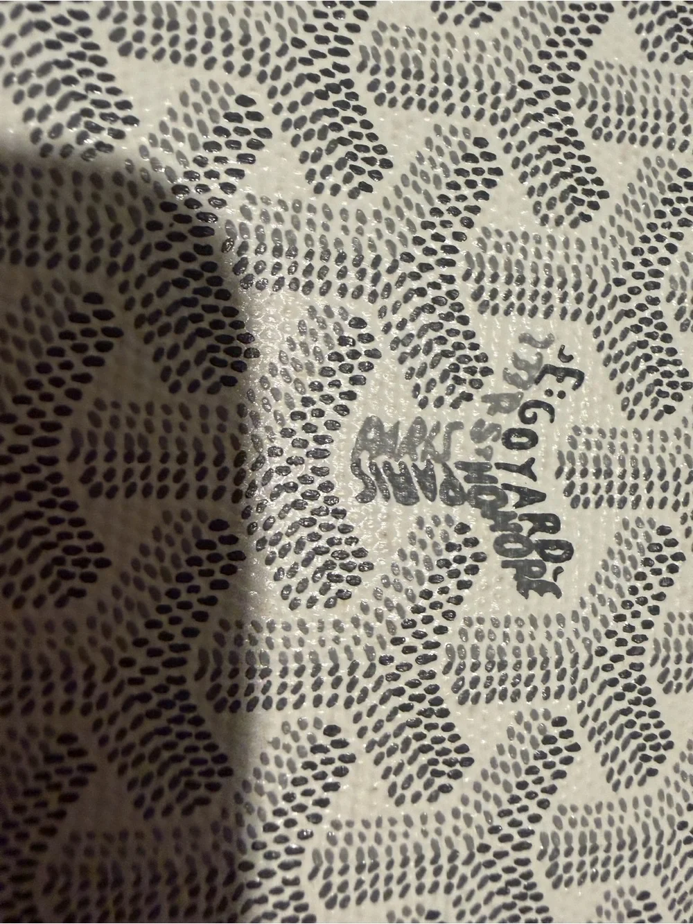 Goyard Senat MM Zip Pouch White Goyardine Canvas Yellow Lining Made France